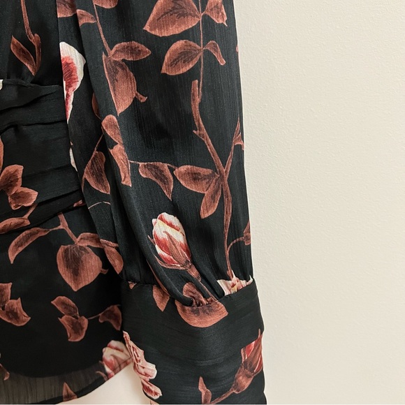 Rose printed Chiffon blouse in black with pink roses in a size US S- Zara - Picture 4 of 9